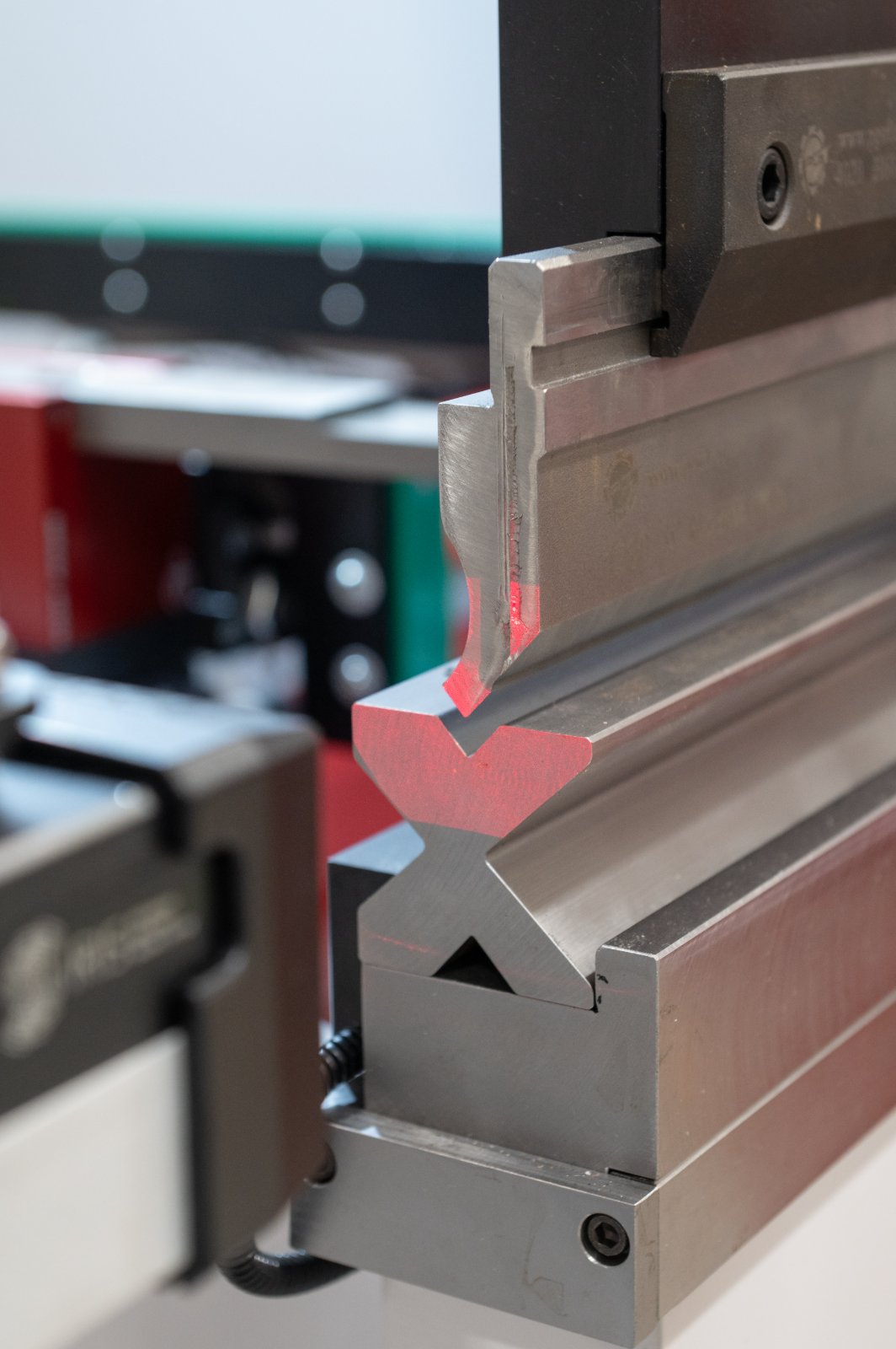 Detcutting punzone e matrice press brake E.DCA