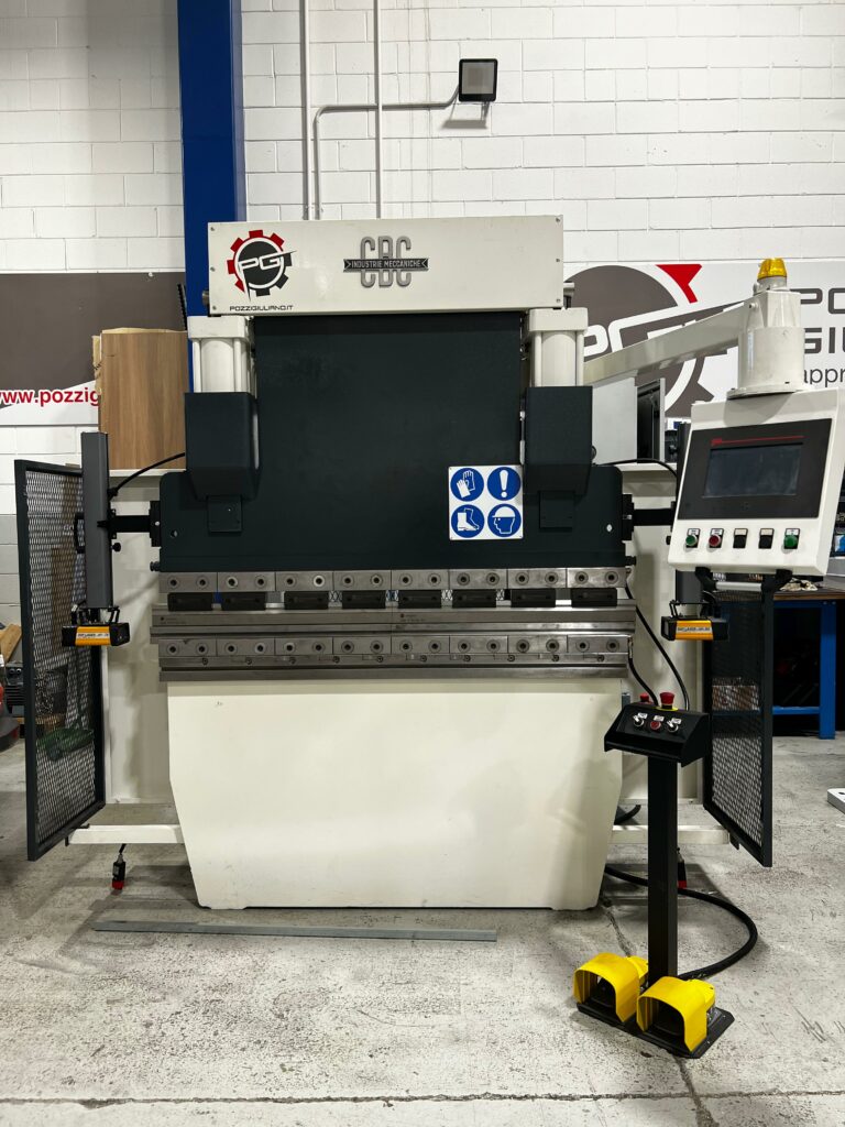 Pressa piegatrice usata CBC HS 16/60