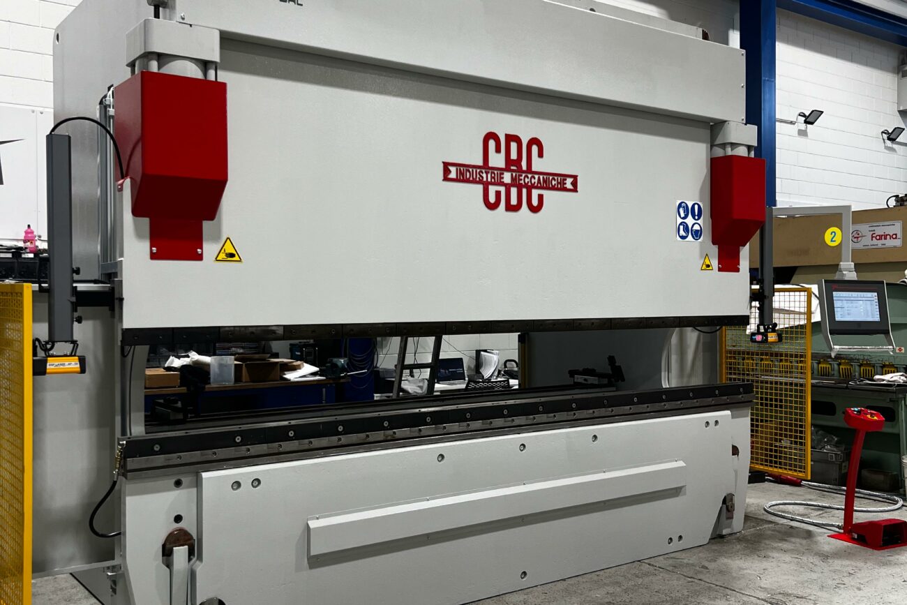 Pressa piegatrice usata CBC HS 175/41